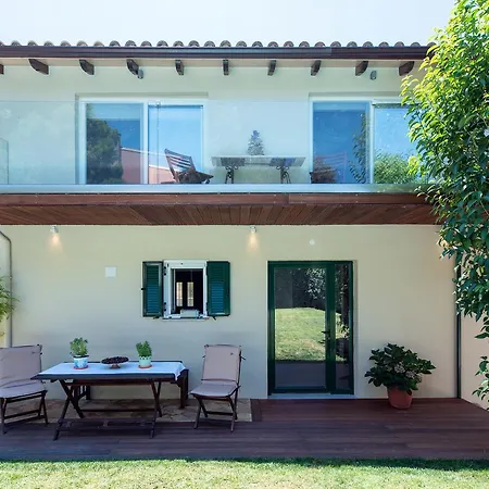 Spitaki Pool House Villa